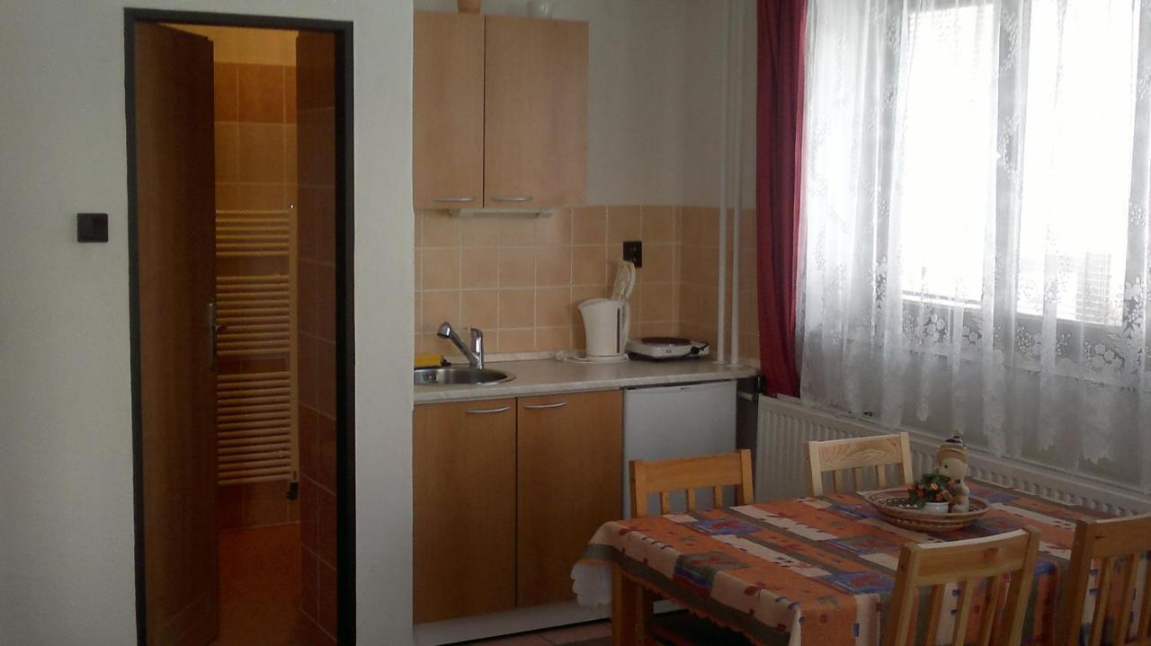 Apartment U Ady